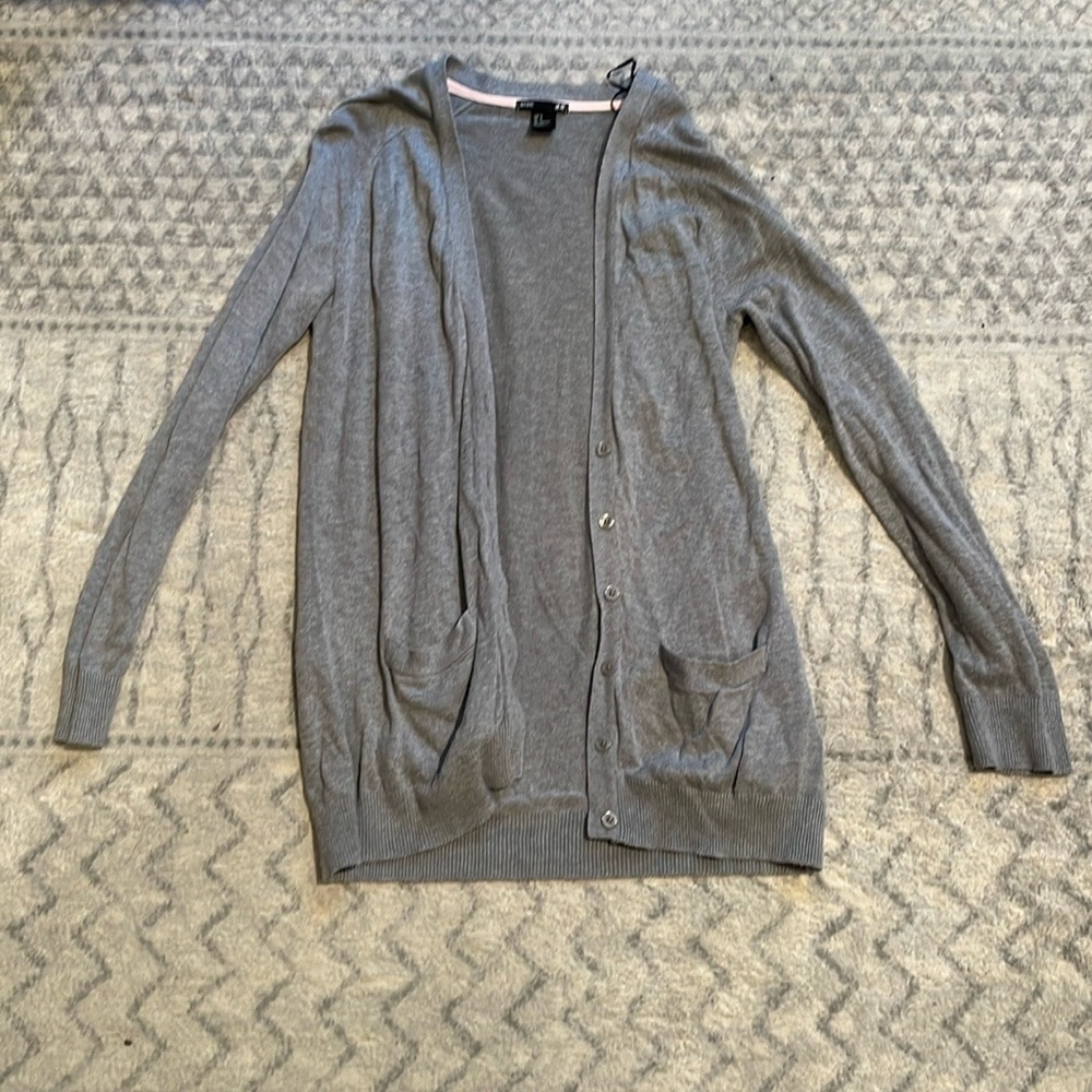 H&M women cardigan size small